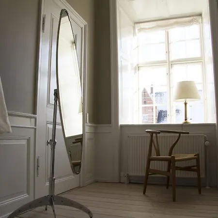 Vemmetofte Praestegard Bed and breakfast 3*